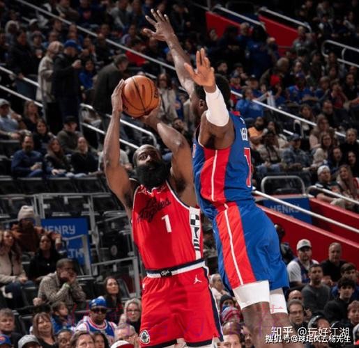 NBA爆冷！快船98-92击败活塞，伦纳德26分哈登19+7+7救主